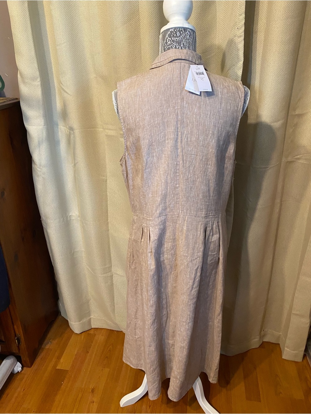 J. Jill Sleeveless Button-Front 100% Linen Dress in Flax Color - Picture 2 of 4